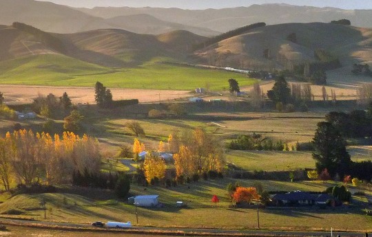 Bernard Spragg Waipara A rural outlook.  Waipara 51373201654 copy