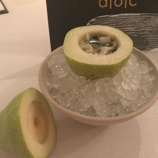 4Pear and Limfjordoysters chamomile